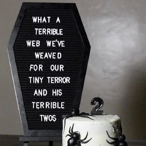 40x28cm Coffin Letter Board Black With Spooky and Wooden Stand -Gothic Halloween Home Decor Spooky Gifts Decorations Christmas